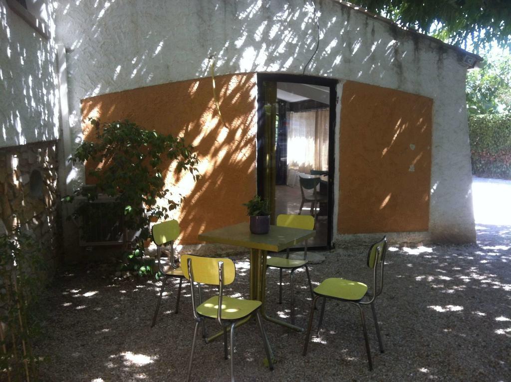 Du Cote De Chez Soi Hotel La Ciotat Kamer foto